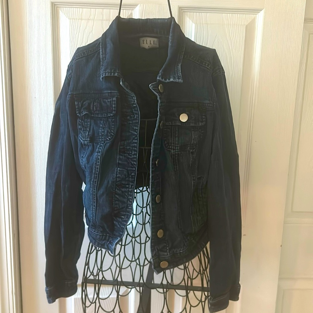 Elle Jean Jacket 
Dark blue